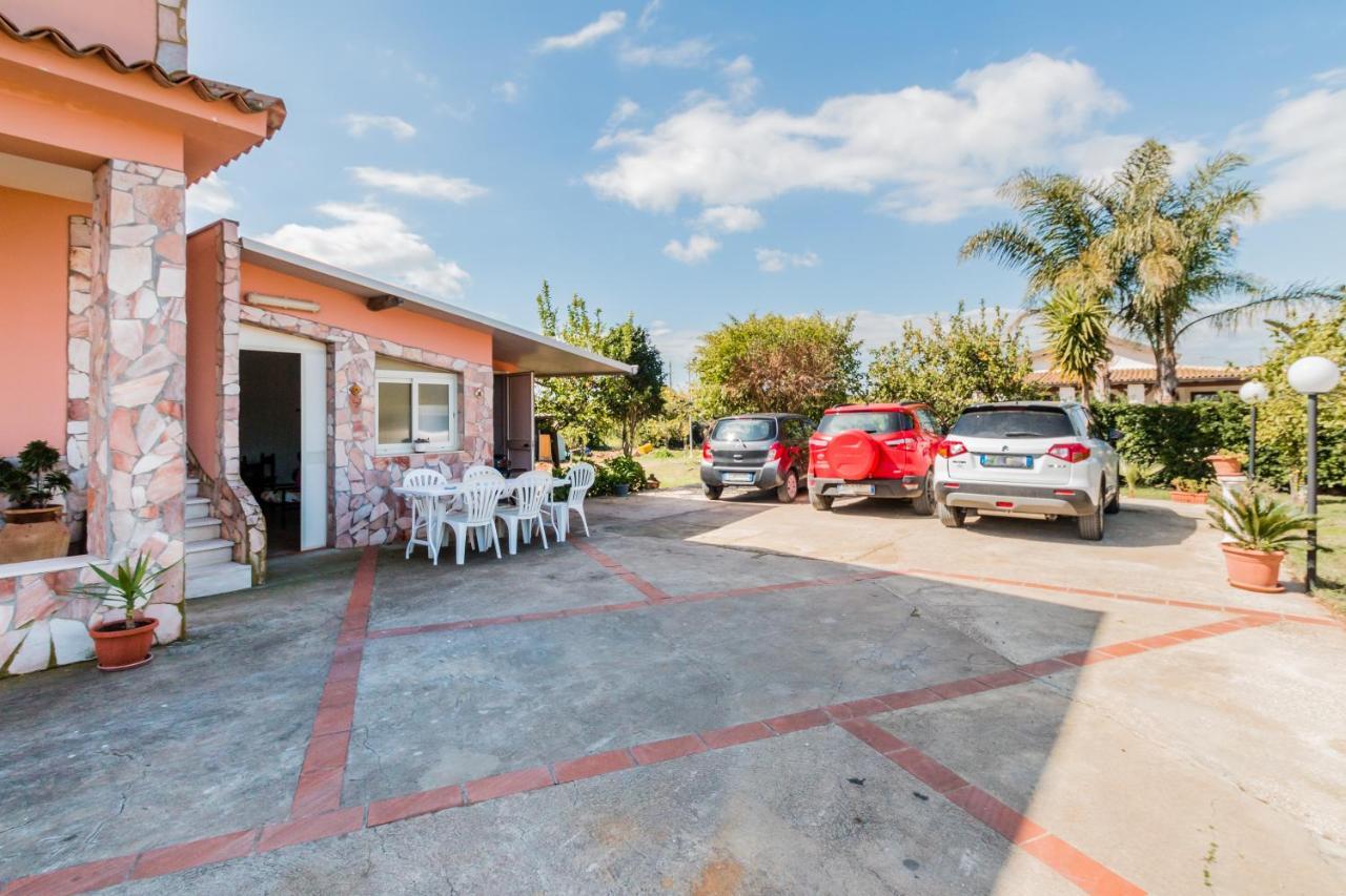 Villa Rosa Near The Sandy Beach, Parking & Wifi 诺托 外观 照片