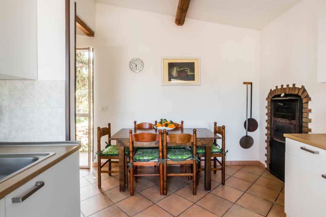 Villa Rosa Near The Sandy Beach, Parking & Wifi 诺托 外观 照片